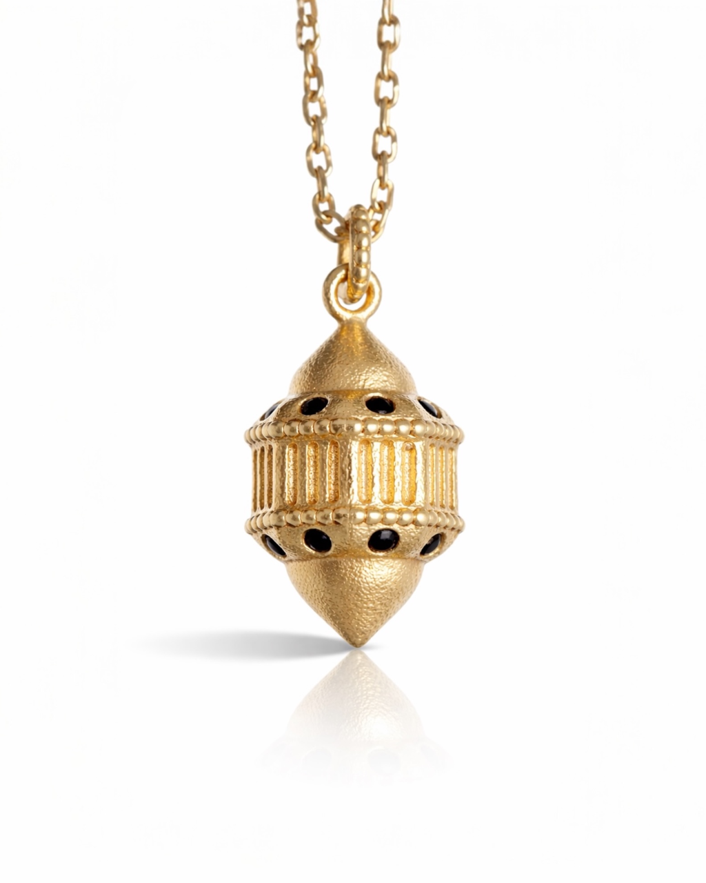 Naos small pendant in vermeil and black spinels