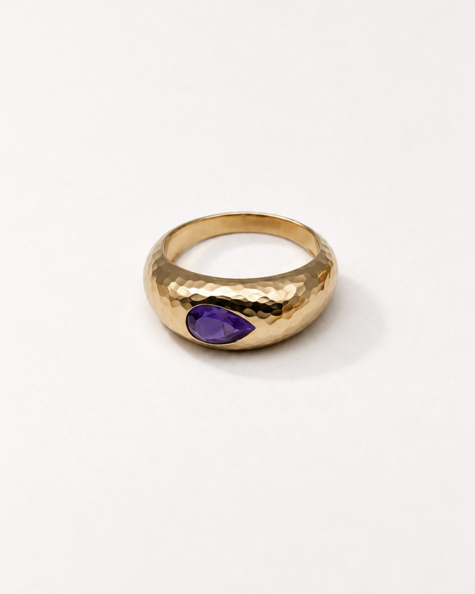 Bague Chakras en vermeil 18 cts martelé et améthyste