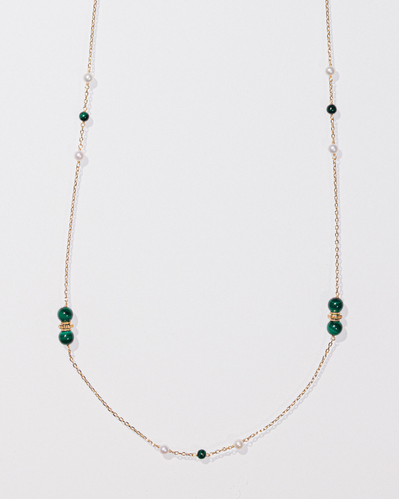 Alternative view of Sautoir Suzanne en vermeil 18 cts, perles et malachite