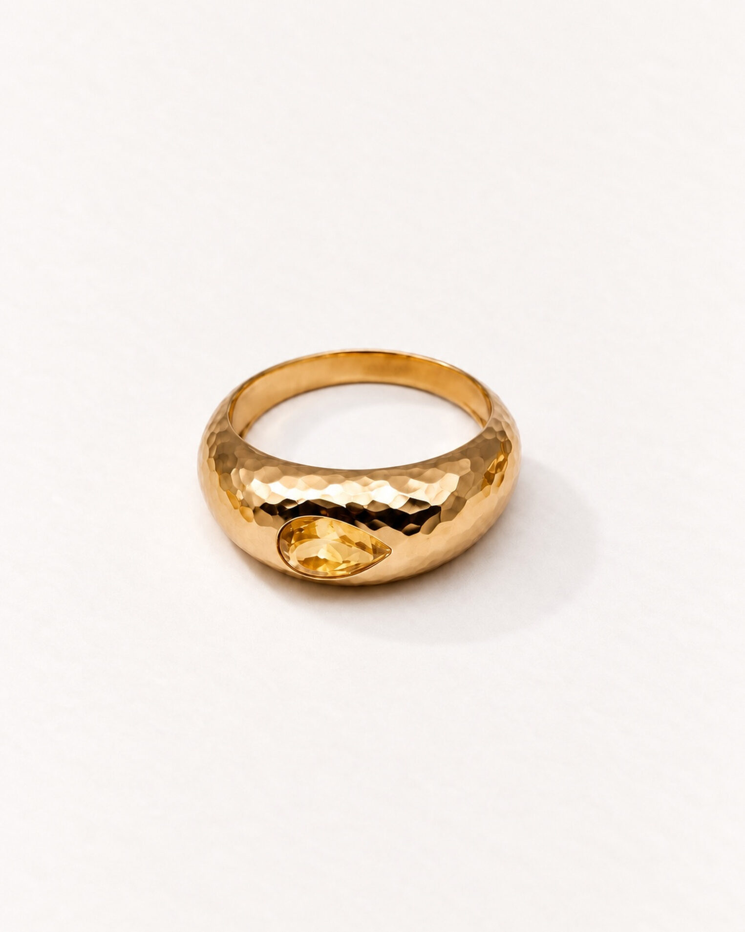 Bague Chakras en vermeil 18 cts martelé et citrine jaune
