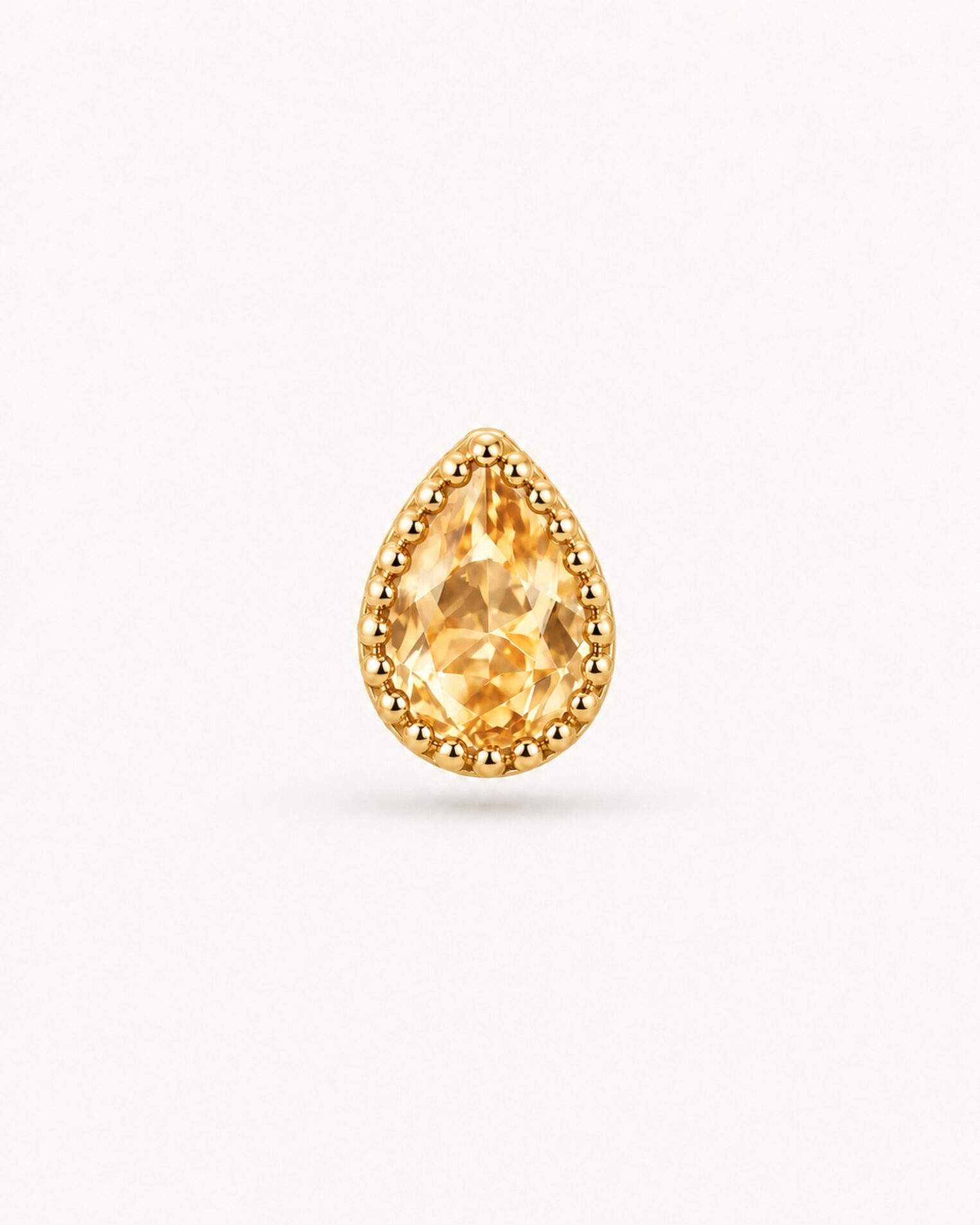 Alternative view of Puce d'oreille Chakras en vermeil 18 cts et citrine jaune